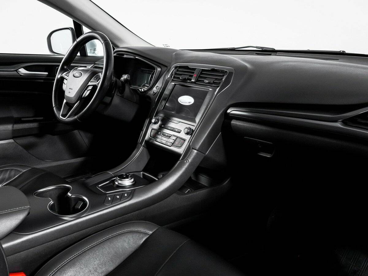 Ford Mondeo, 2019 Фото №9