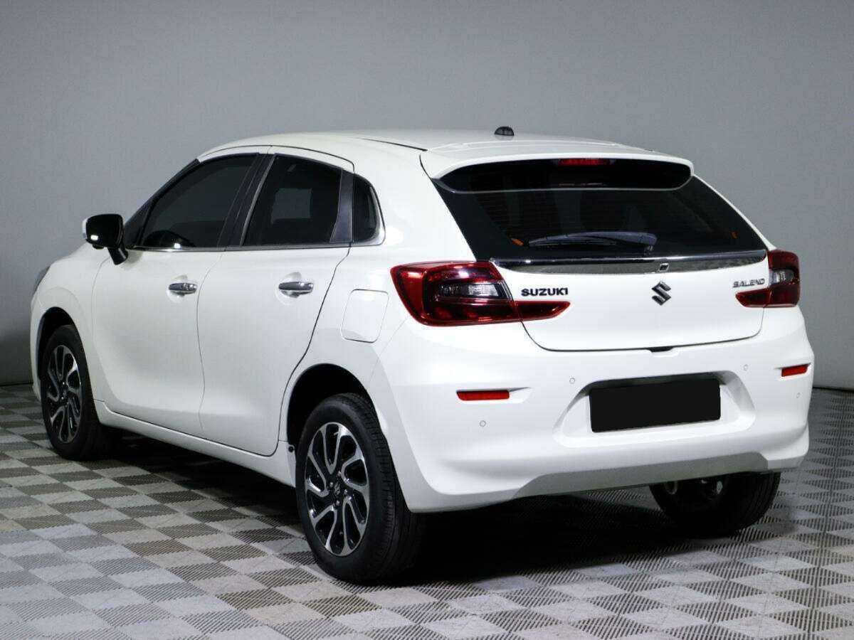 Suzuki Baleno, 2022 Фото №7