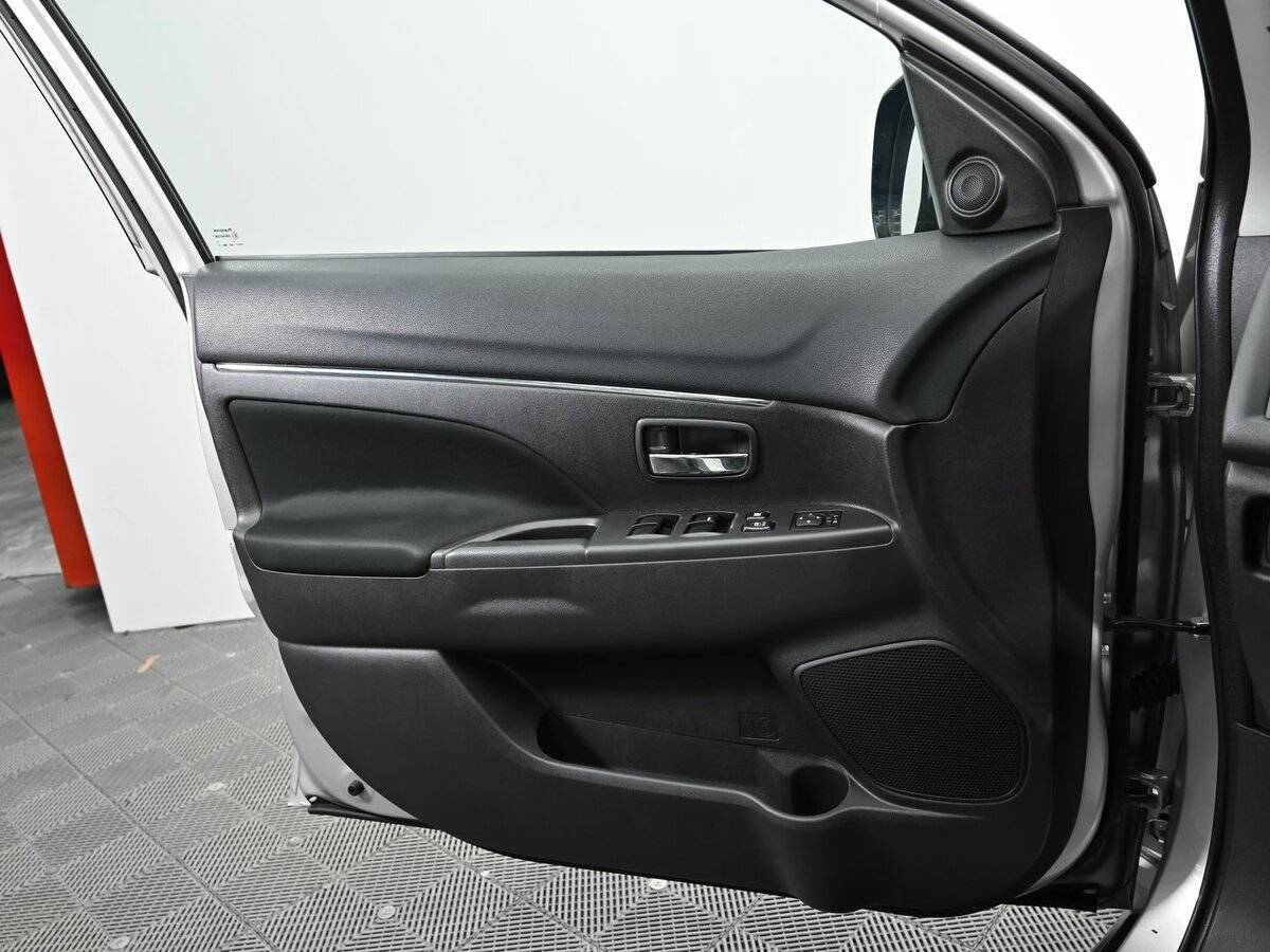 Mitsubishi ASX, 2013 Фото №7