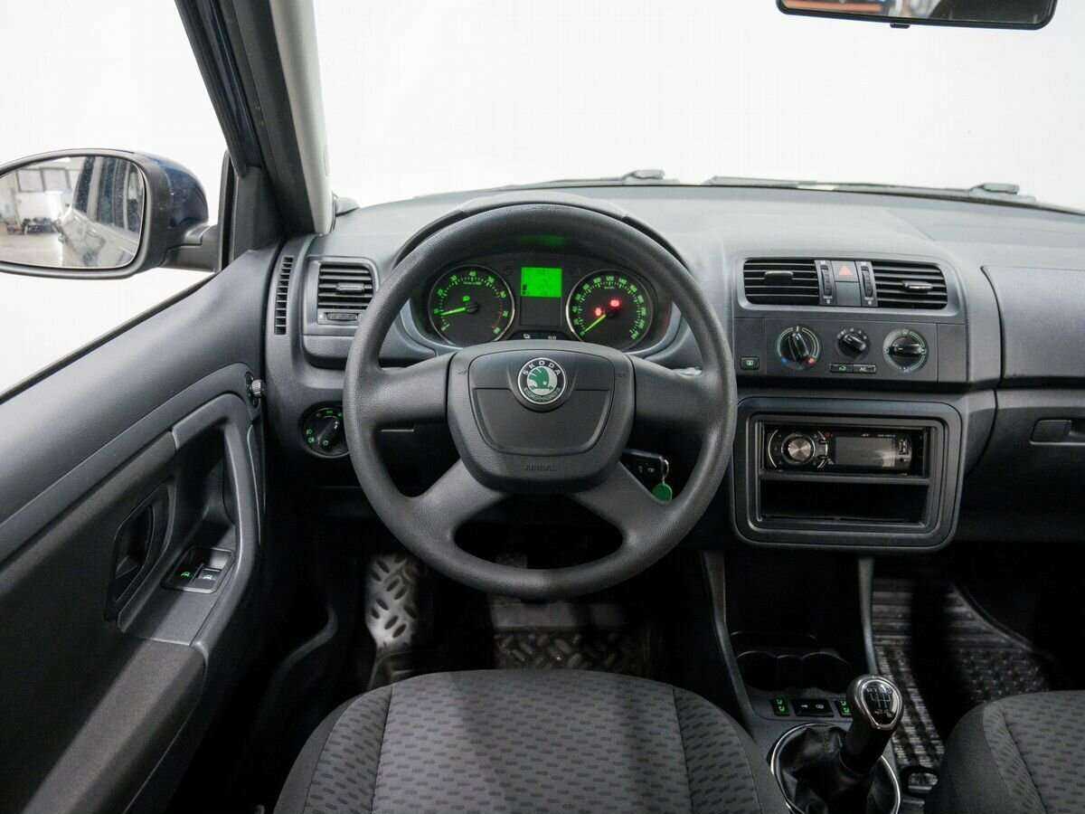 Skoda Fabia, 2012 Фото №12