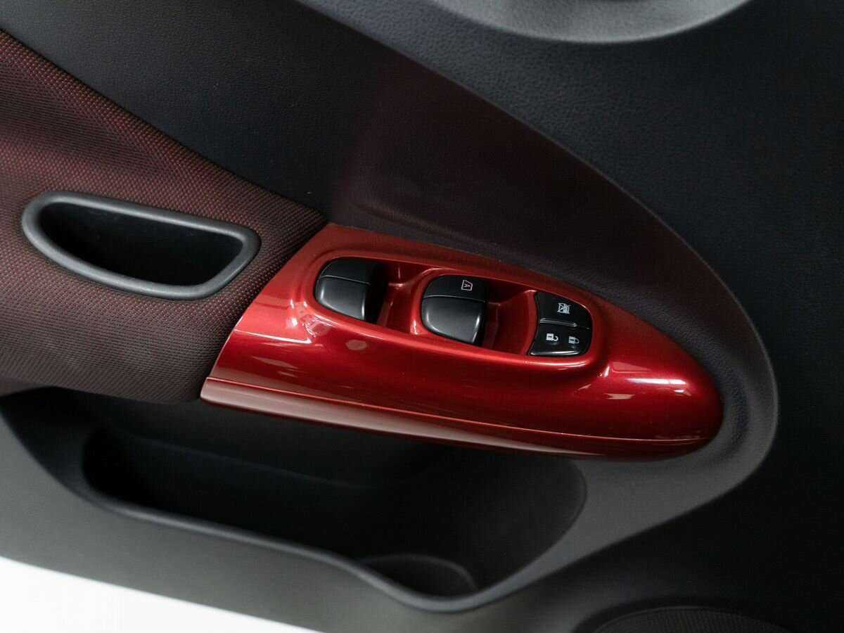 Nissan Juke, 2011 Фото №13