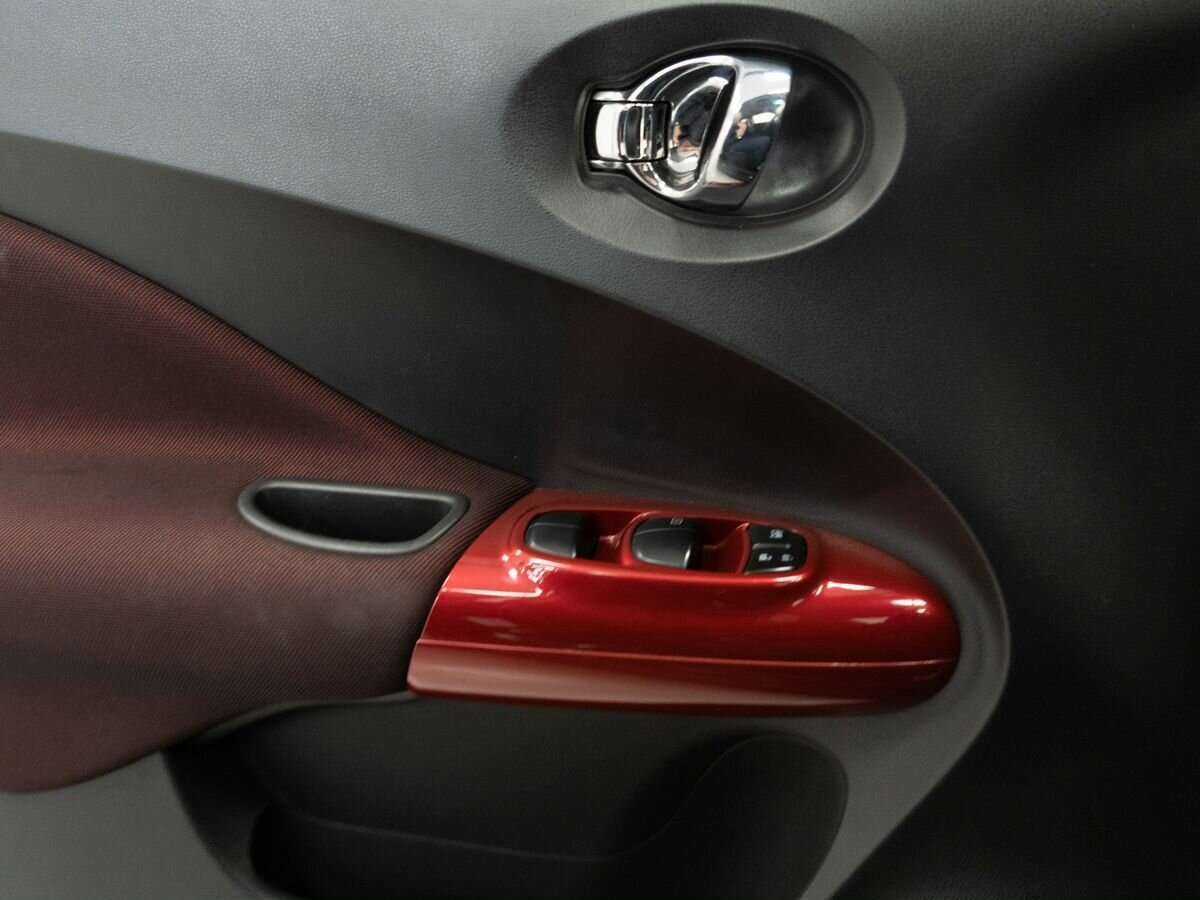 Nissan Juke, 2011 Фото №14