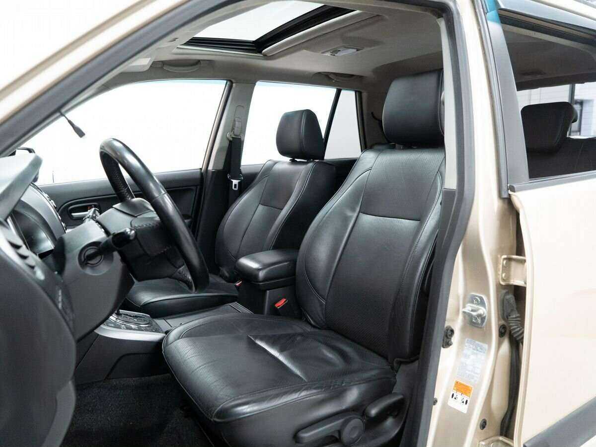 Suzuki Grand Vitara, 2010 Фото №6