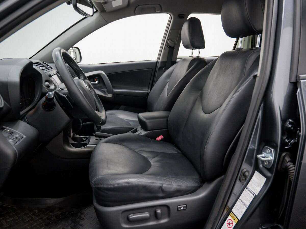 Toyota RAV4, 2011 Фото №15