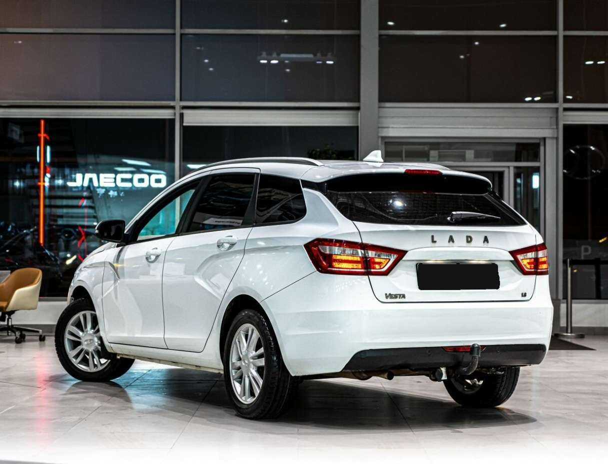 Lada (ВАЗ) Vesta SW, 2019 Фото №4
