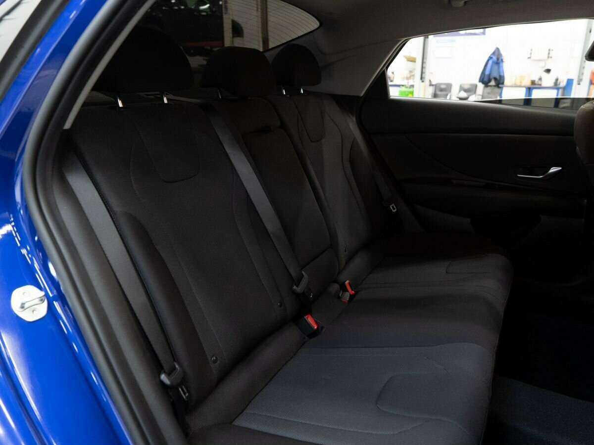 Hyundai Elantra, 2021 Фото №9