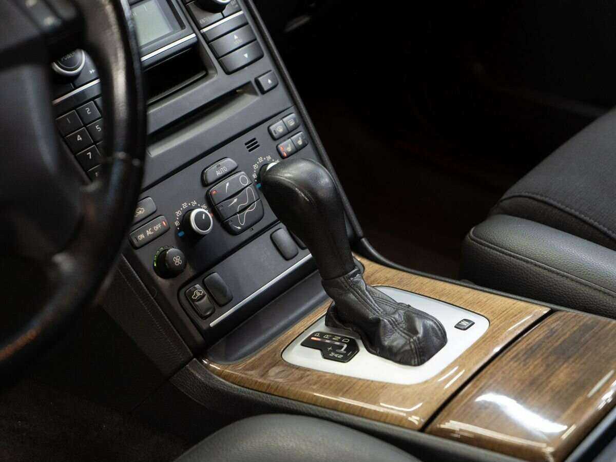 Volvo XC90, 2011 Фото №11