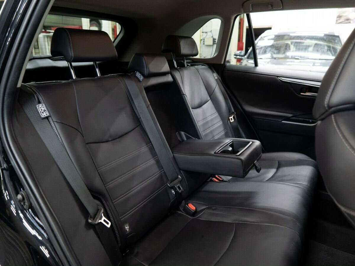 Toyota RAV4, 2020 - 91 800 км. | Фото №8