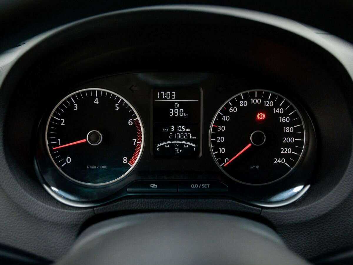 Volkswagen Polo, 2011 Фото №20