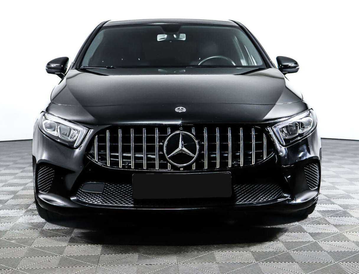 Mercedes-Benz A-Класс 200, 2019 - 82 673 км. | Фото №2