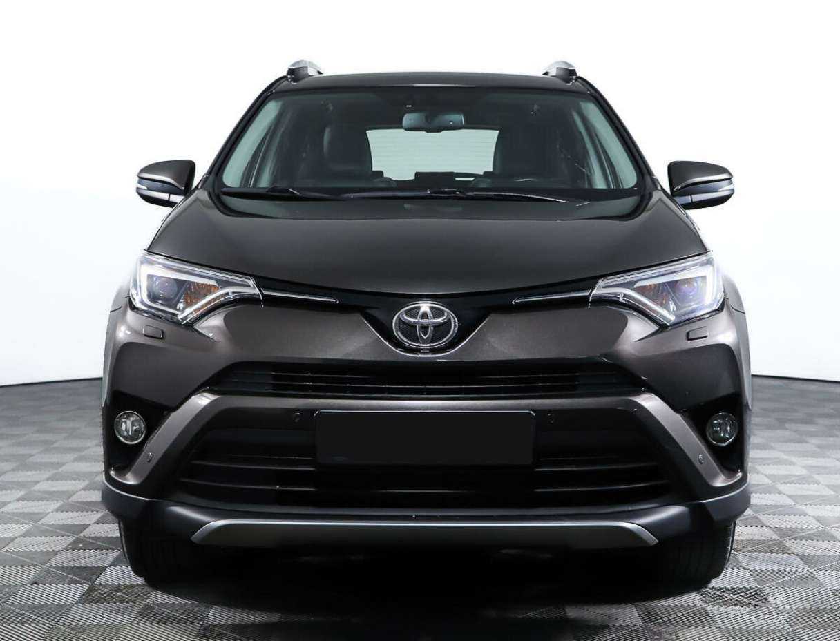 Toyota RAV4, 2018 - 67 094 км. | Фото №2