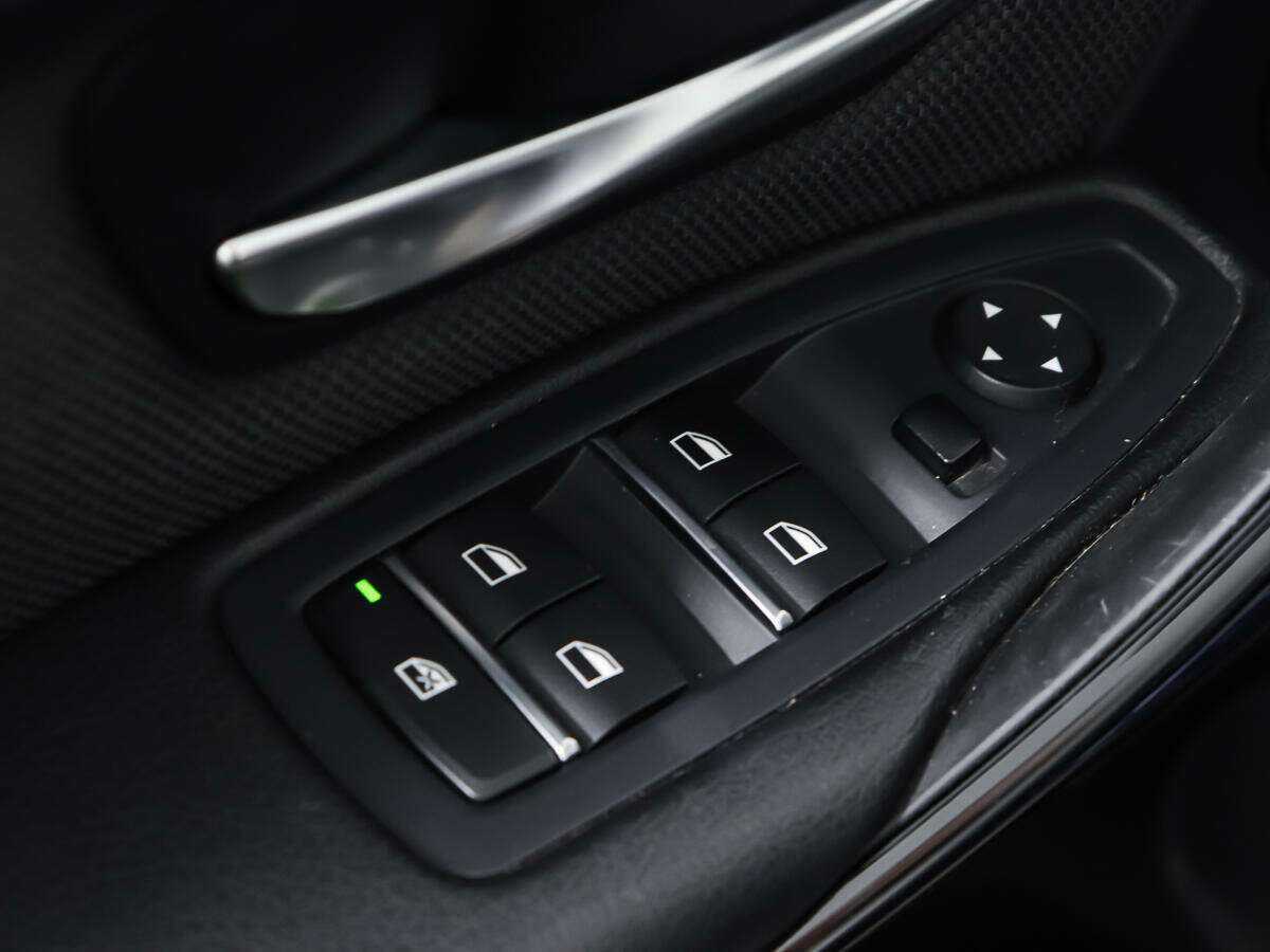 BMW 3 серии 320i xDrive, 2017 Фото №17