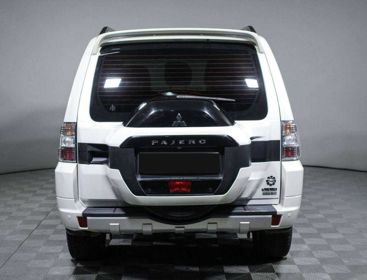 Mitsubishi Pajero, 2017 - 92 686 км. | Фото №6