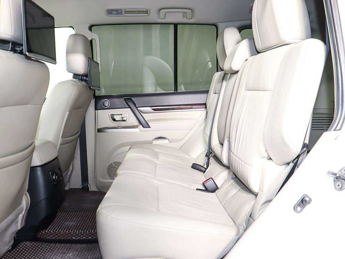 Mitsubishi Pajero, 2019 Фото №11