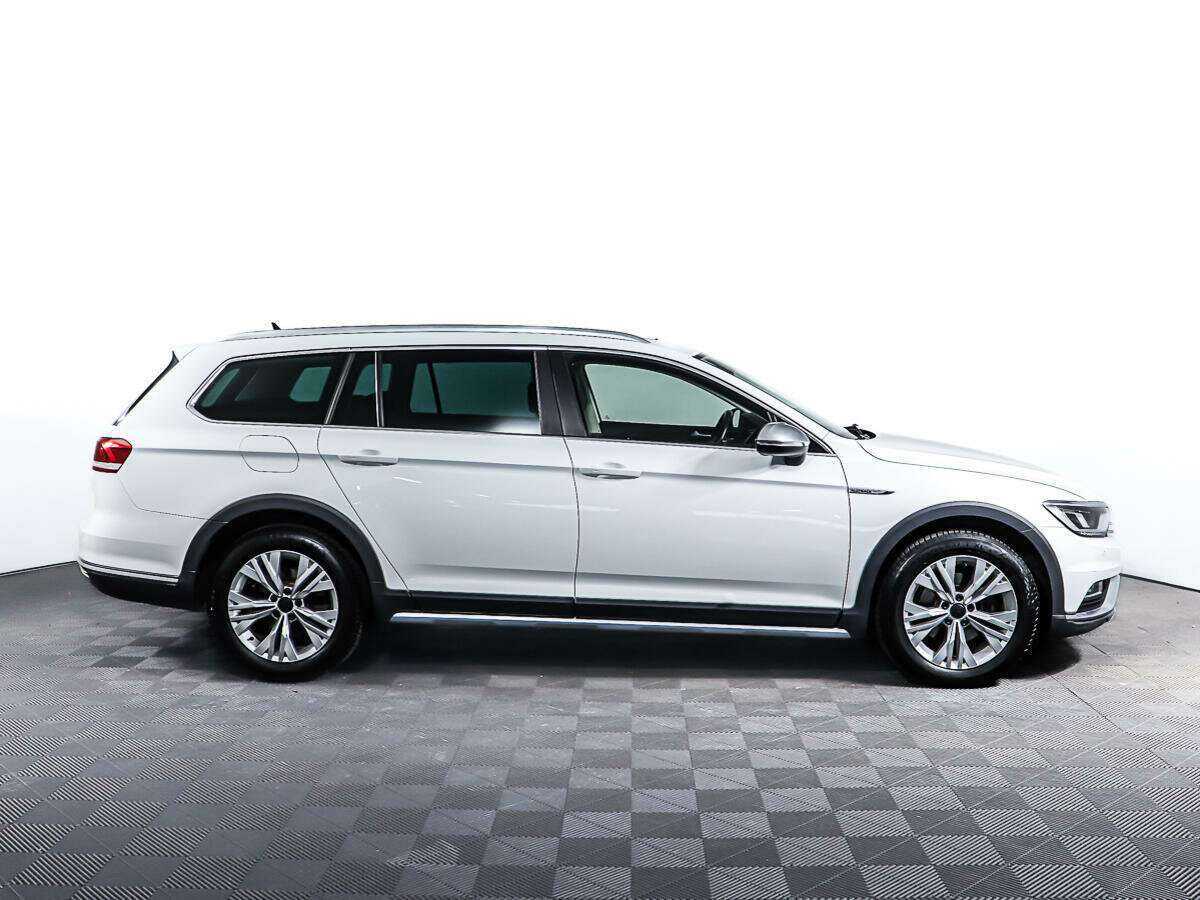 Volkswagen Passat Alltrack, 2018 - 60 115 км. | Фото №4