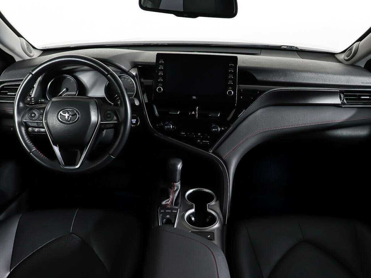 Toyota Camry, 2021 Фото №11
