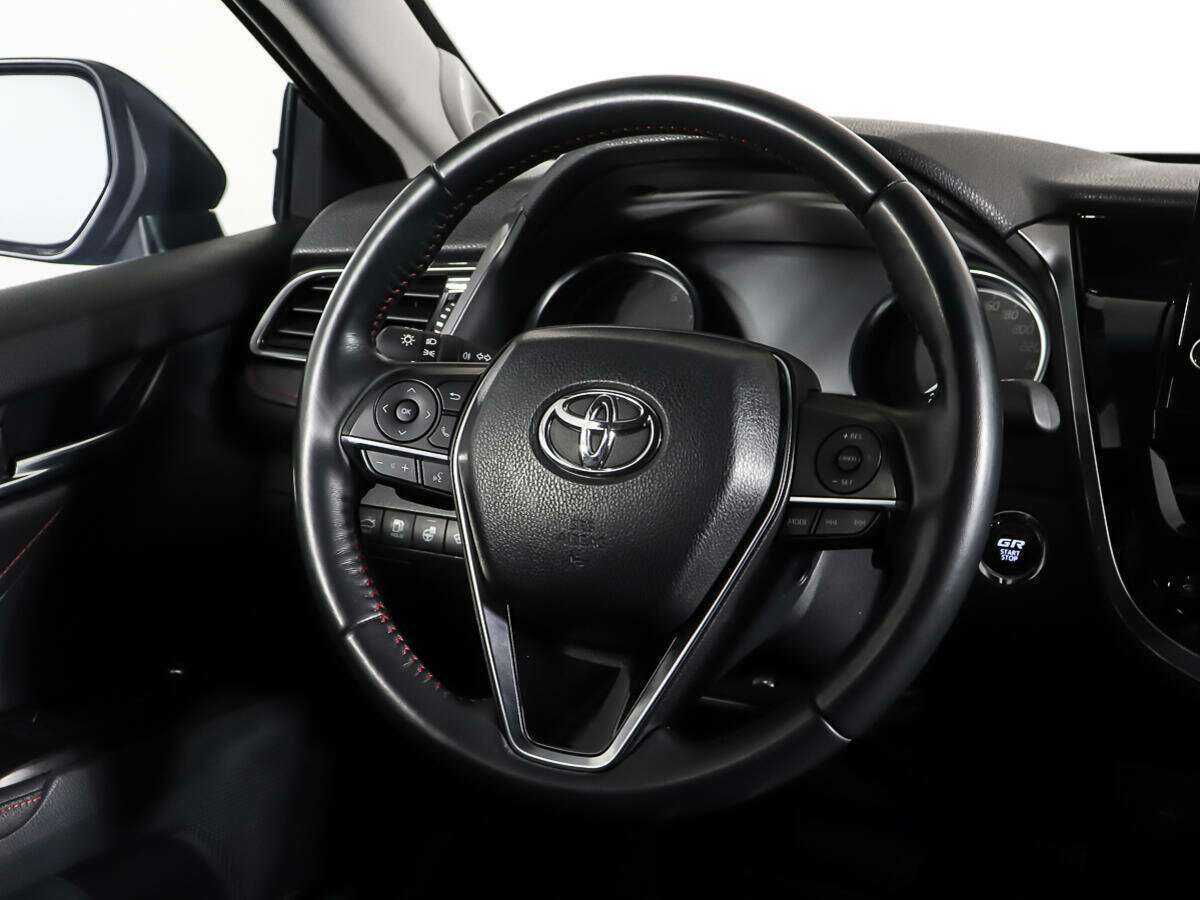 Toyota Camry, 2021 Фото №15