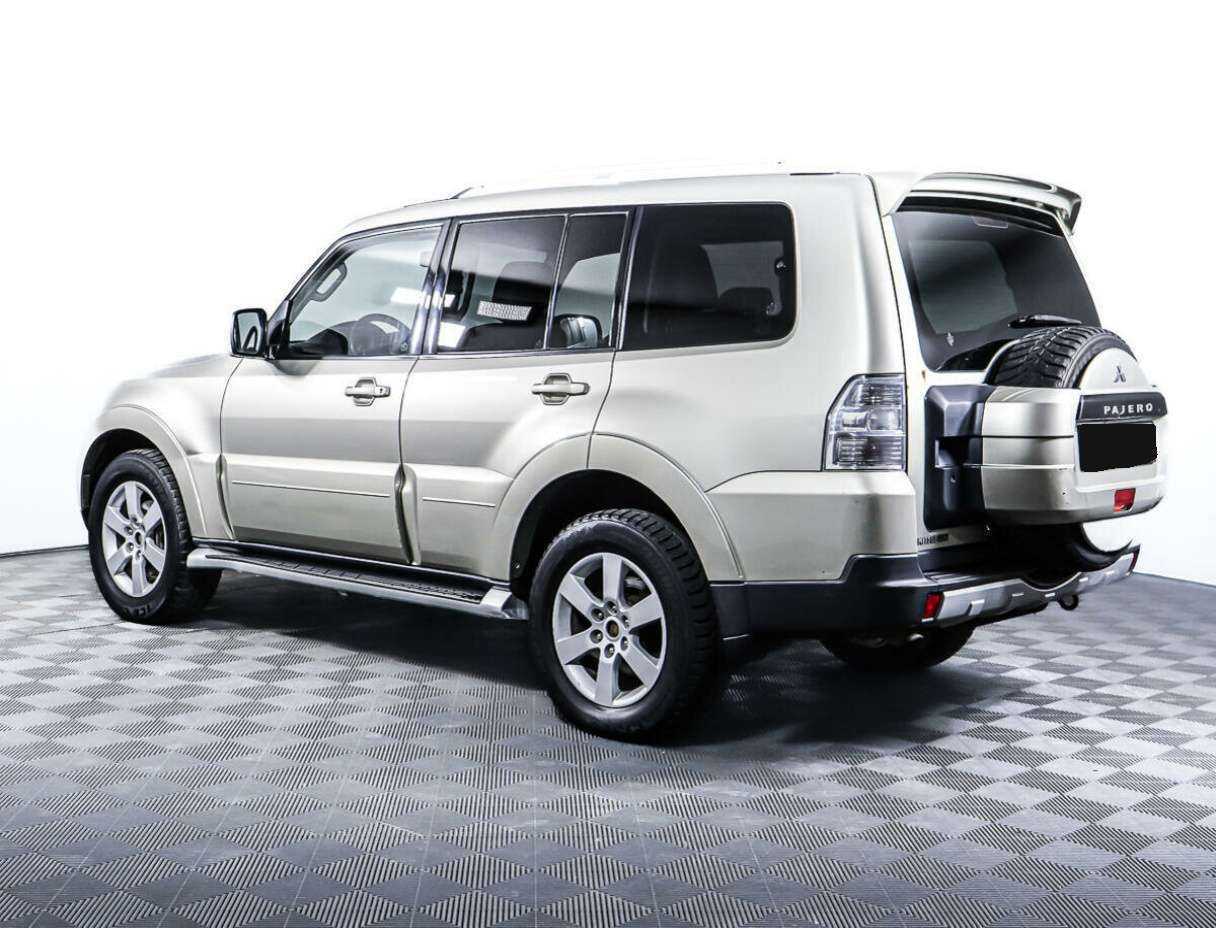 Mitsubishi Pajero, 2008 - 141 884 км. | Фото №6