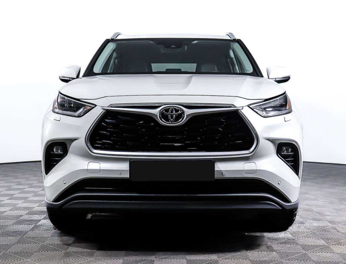 Toyota Highlander, 2021 - 17 205 км. | Фото №2