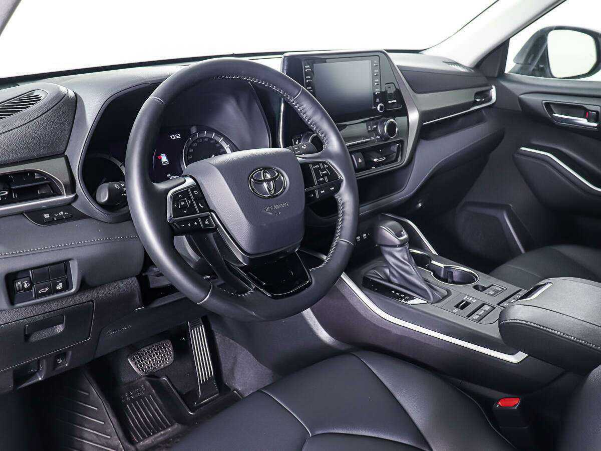 Toyota Highlander, 2021 Фото №14