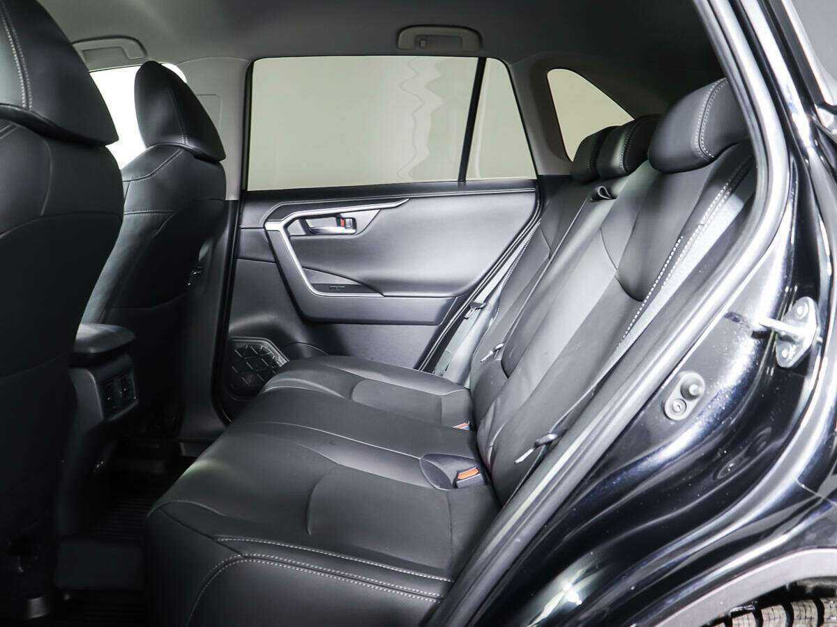 Toyota RAV4, 2022 Фото №10