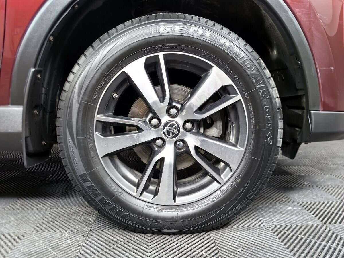 Toyota RAV4, 2018 Фото №17