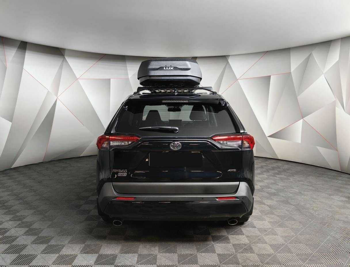 Toyota RAV4, 2021 - 76 194 км. | Фото №8