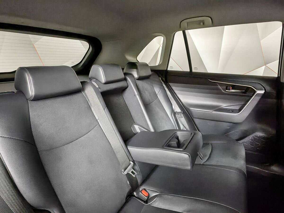 Toyota RAV4, 2021 Фото №13