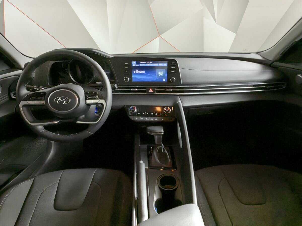 Hyundai Elantra, 2022 Фото №10