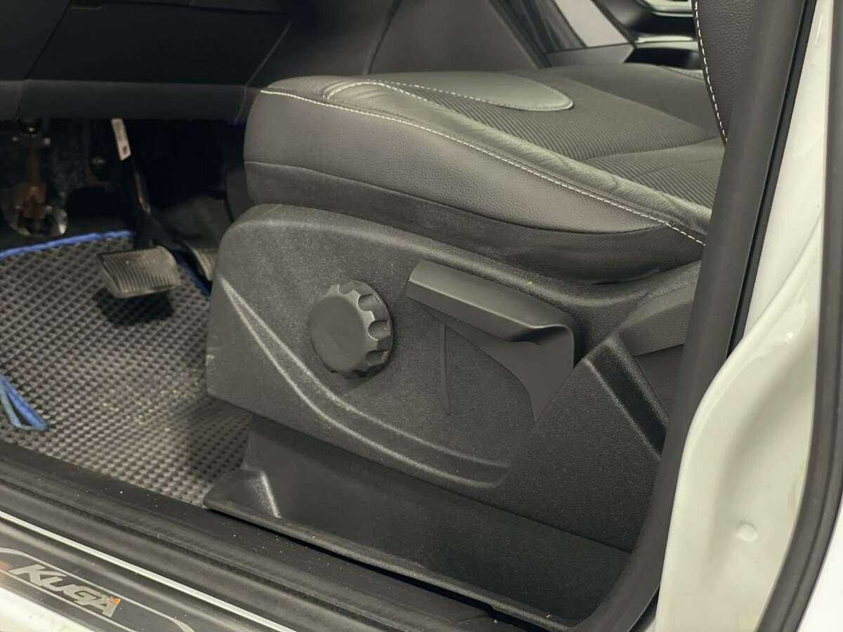 Ford Kuga, 2015 Фото №9