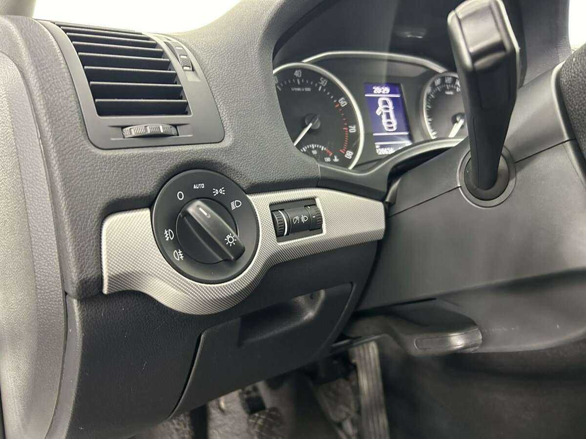 Skoda Octavia, 2011 - 220 636 км. | Фото №8