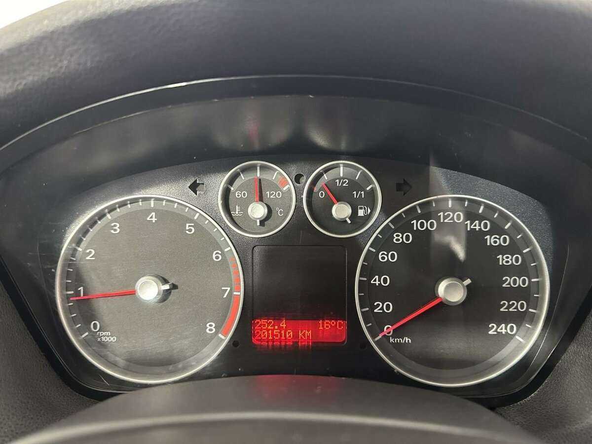 Ford Focus, 2008 Фото №11