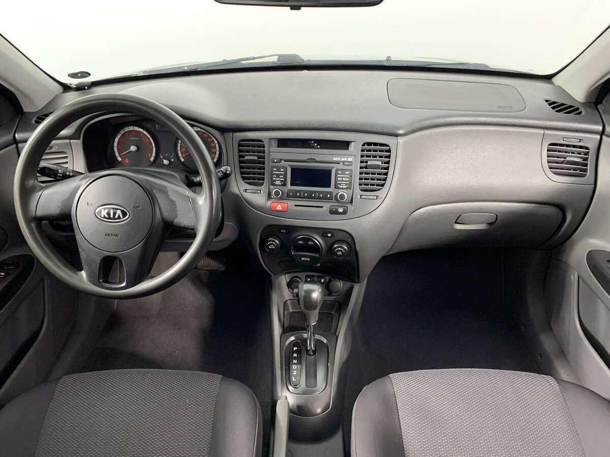Kia Rio, 2010 Фото №12