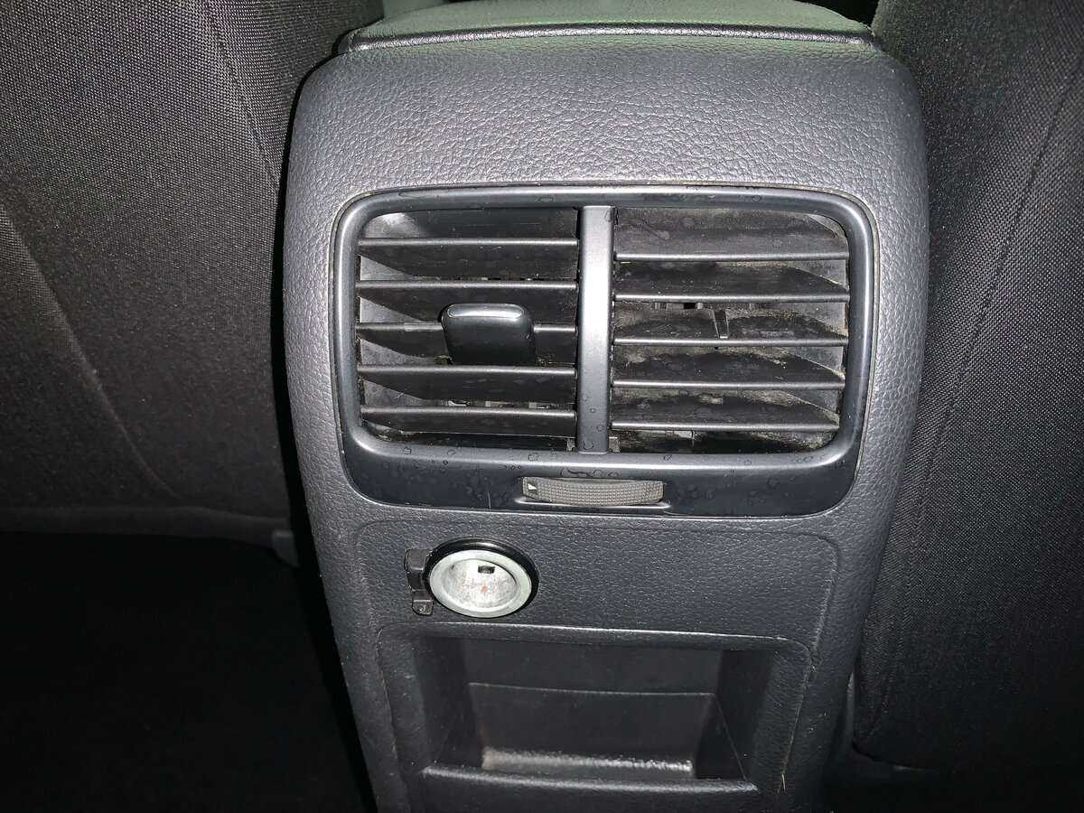 Volkswagen Jetta, 2013 Фото №20