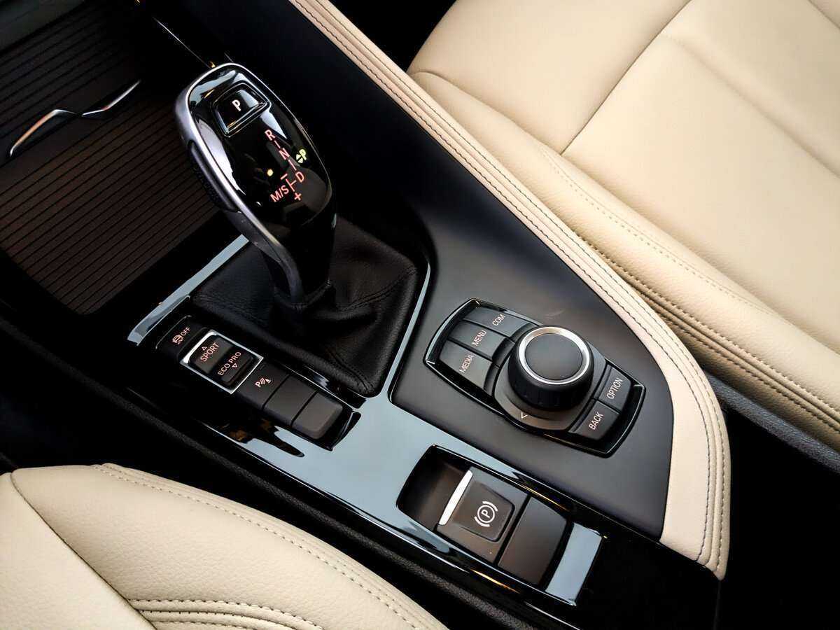 BMW X2 sDrive18i, 2020 Фото №23