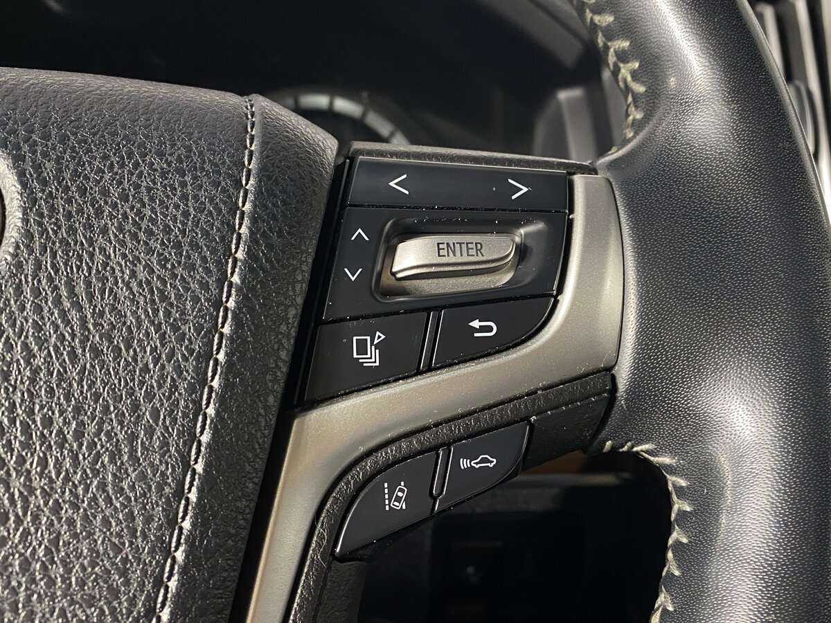 Toyota Land Cruiser, 2017 Фото №10