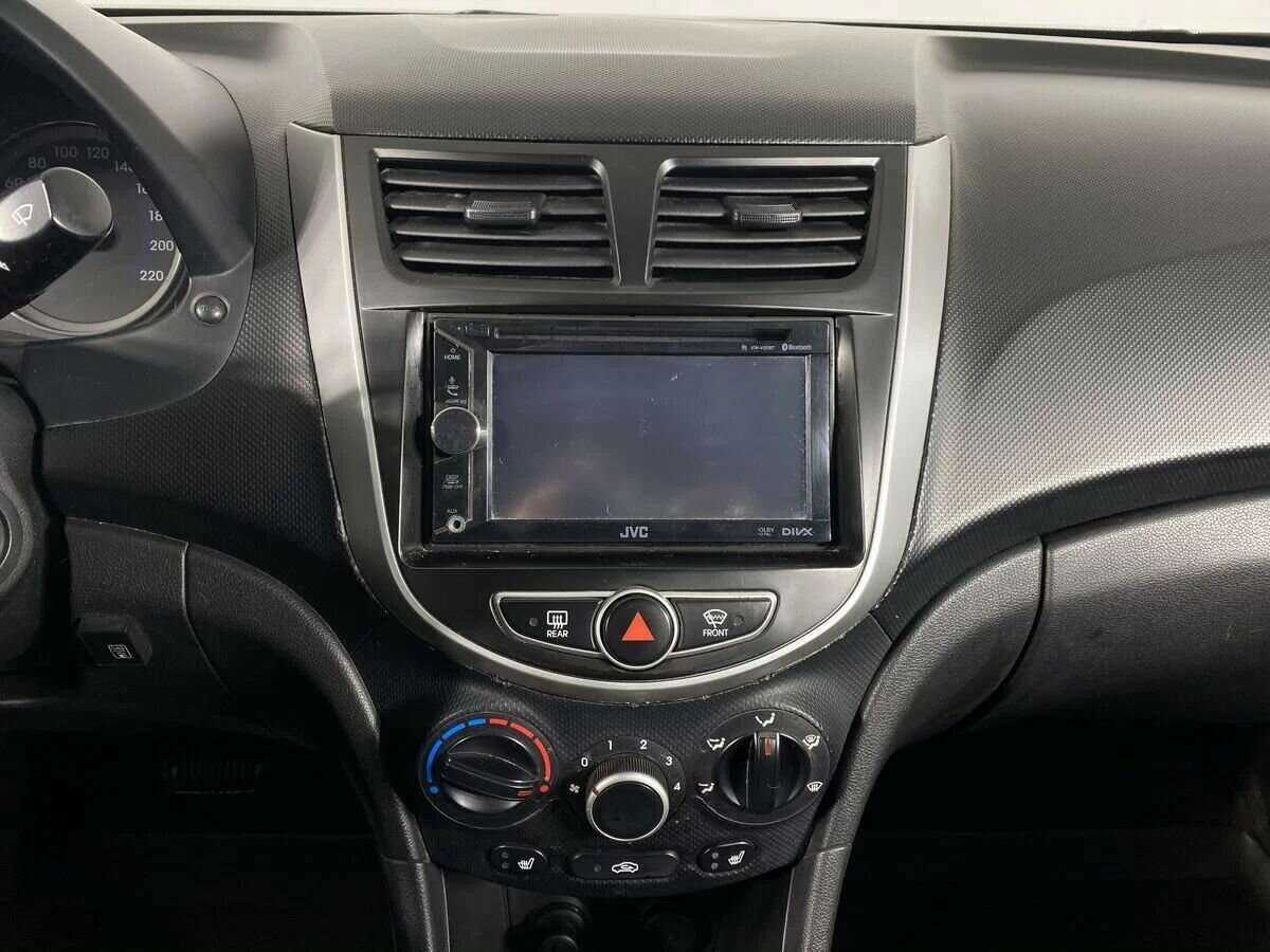 Hyundai Solaris, 2011 Фото №13