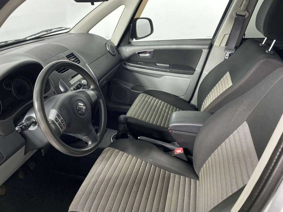 Suzuki SX4, 2010 Фото №6