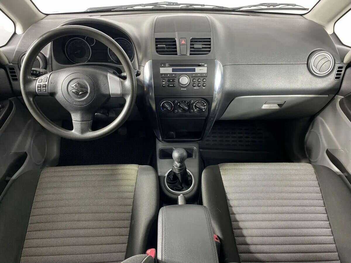 Suzuki SX4, 2010 Фото №8