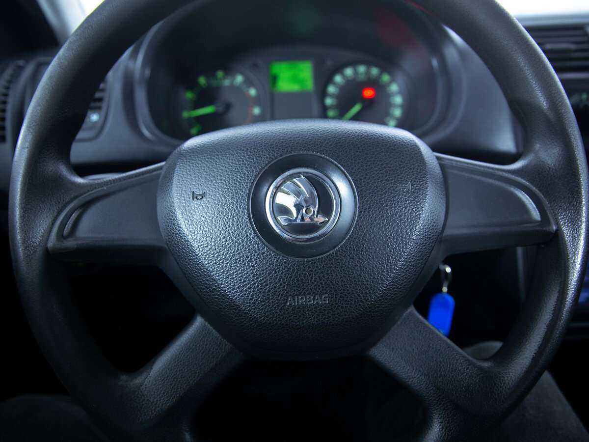 Skoda Fabia, 2013 Фото №14