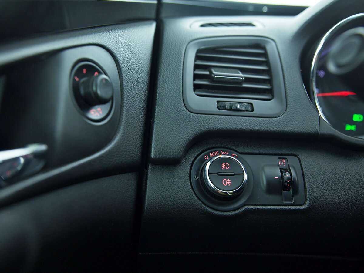 Opel Insignia, 2009 Фото №18