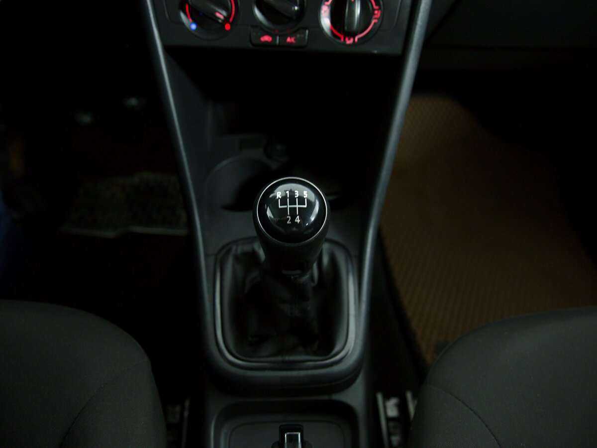 Volkswagen Polo, 2019 Фото №14