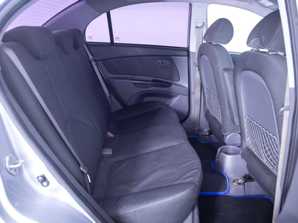 Kia Rio, 2010 Фото №9