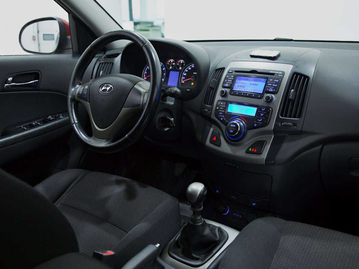 Hyundai i30, 2009 Фото №9