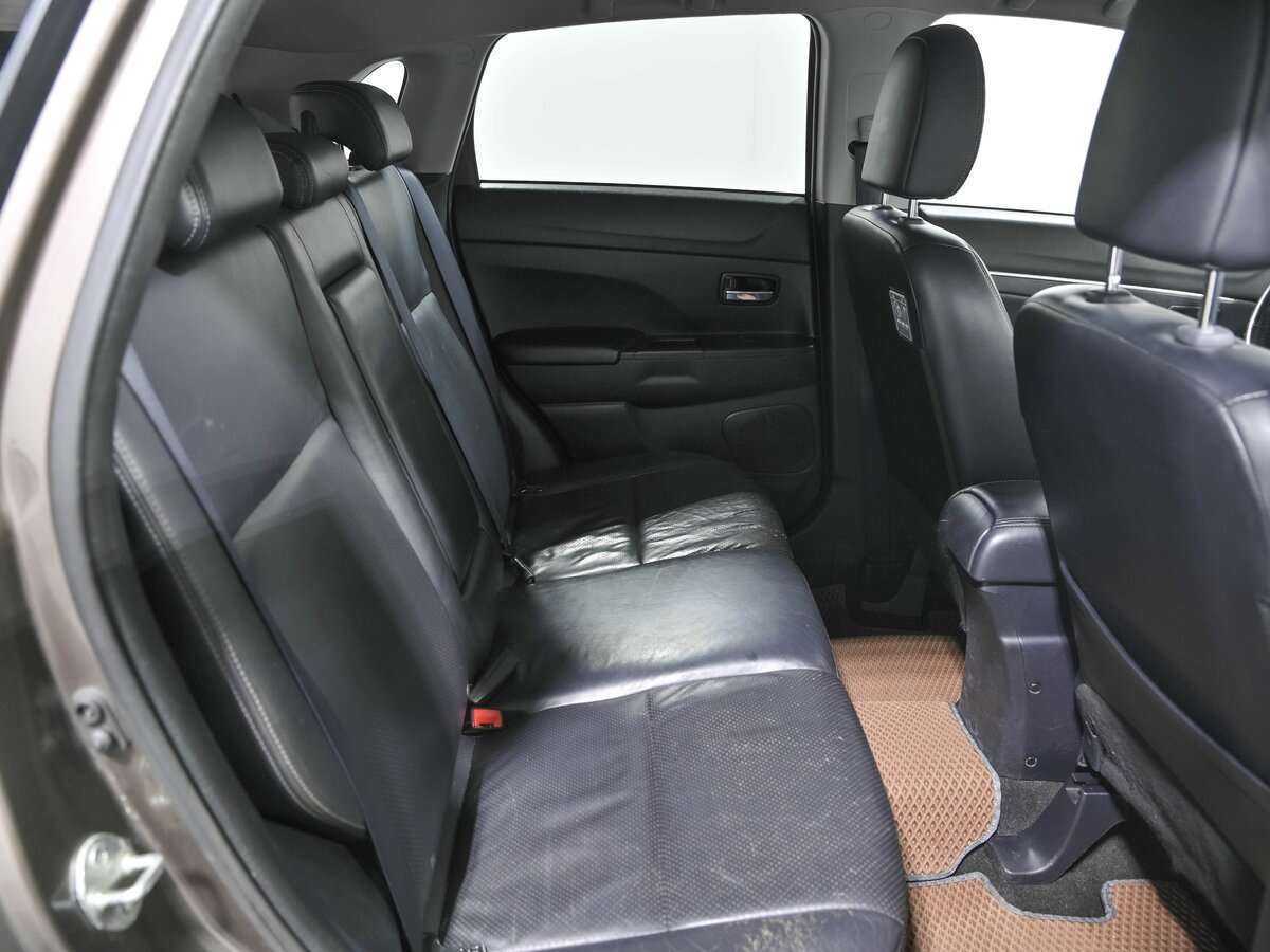 Mitsubishi ASX, 2011 Фото №16