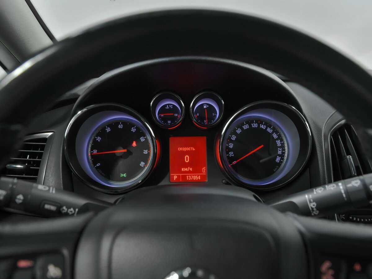 Opel Astra, 2010 - 137 053 км. | Фото №7