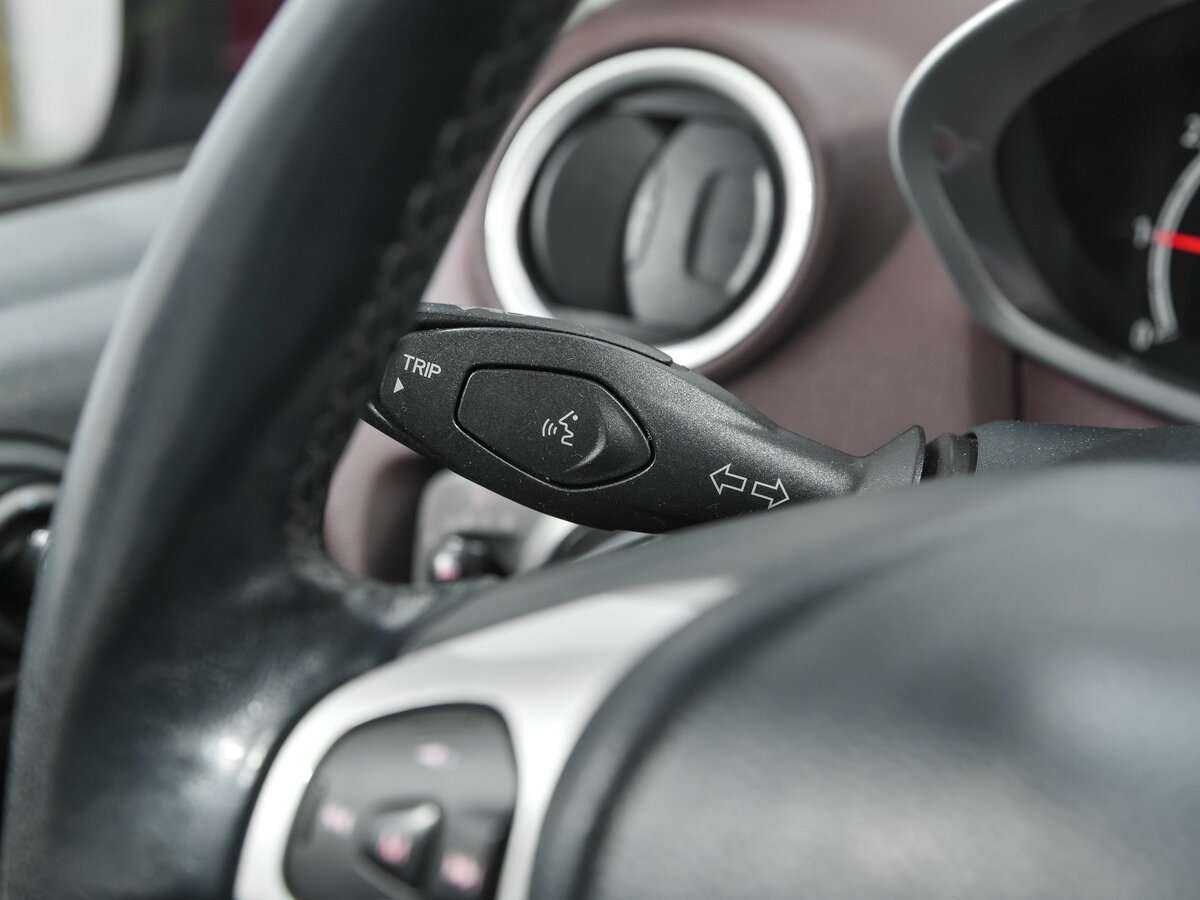 Ford Fiesta, 2010 Фото №9