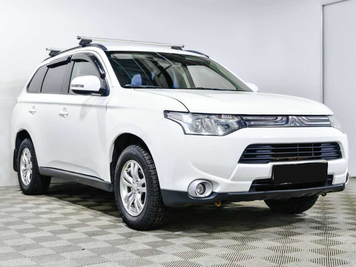 Mitsubishi Outlander, 2013 Фото №3