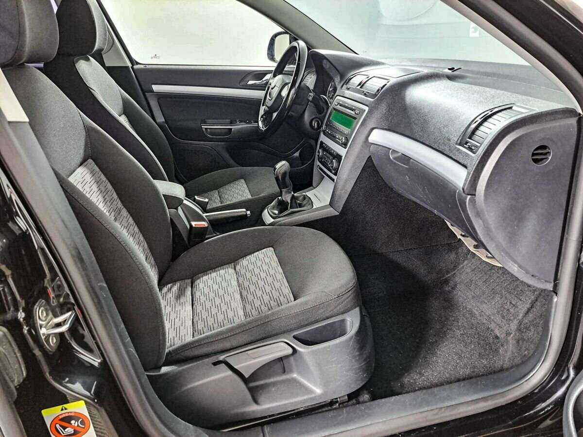 Skoda Octavia, 2011 Фото №9