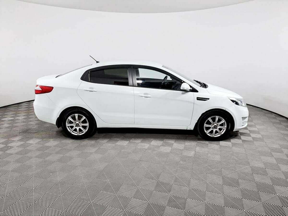 Kia Rio 5-speed, 2013 Фото №4